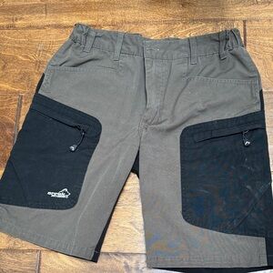 Arrak Outdoor shorts